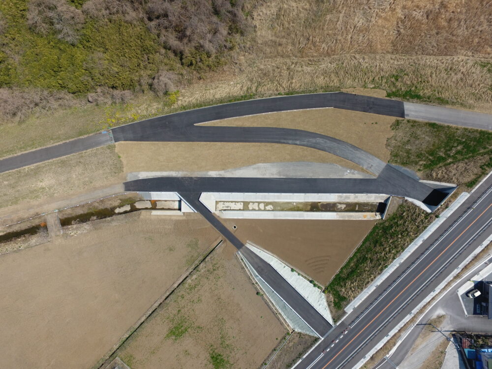 07国補地道　排水路設置工事イメージ01